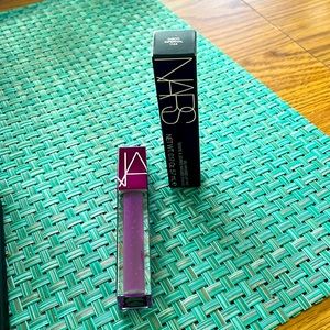 Nars oil infused lip tip Disco Infernal